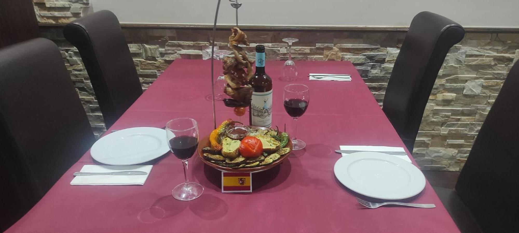 Hotel Restaurante El Patas Corral de Almaguer المظهر الخارجي الصورة